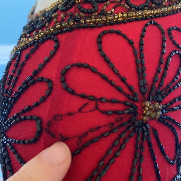 VTG Adrianna Papell Evening Essentials Beaded Top Size XL Floral Red Black Silk - Picture 10 of 11
